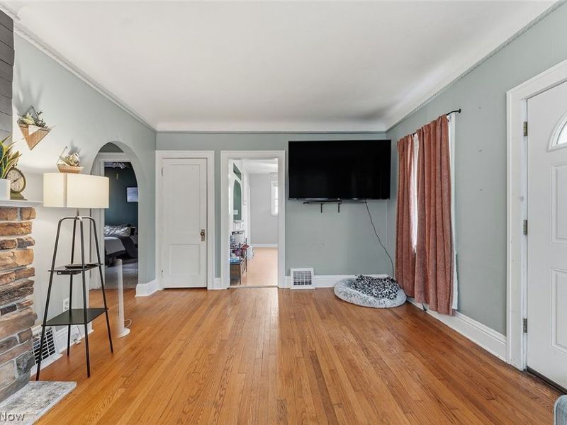 4289 W 229th Street , Fairview Park, OH 44126 Photo 3