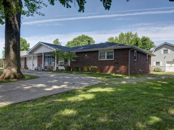 759 W Kingsley Street, Springfield, MO 65807