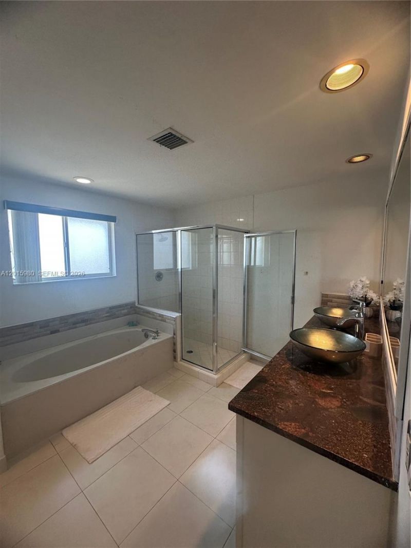 5402 Pointe Villa Dr , Unit B, Lighthouse Point, FL 33064 Photo