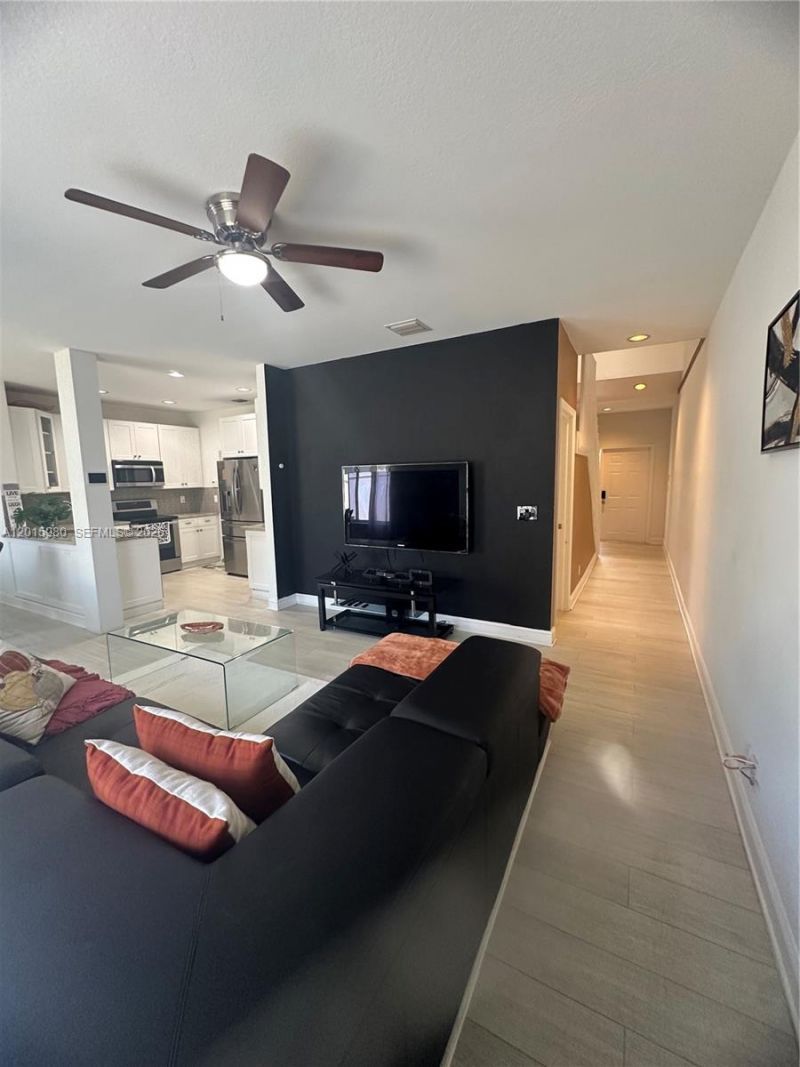 5402 Pointe Villa Dr , Unit B, Lighthouse Point, FL 33064 Photo