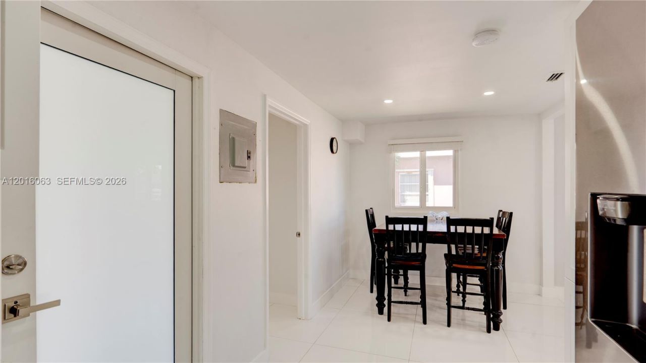 6450 SW 39th Ter , Miami, FL 33155 Photo