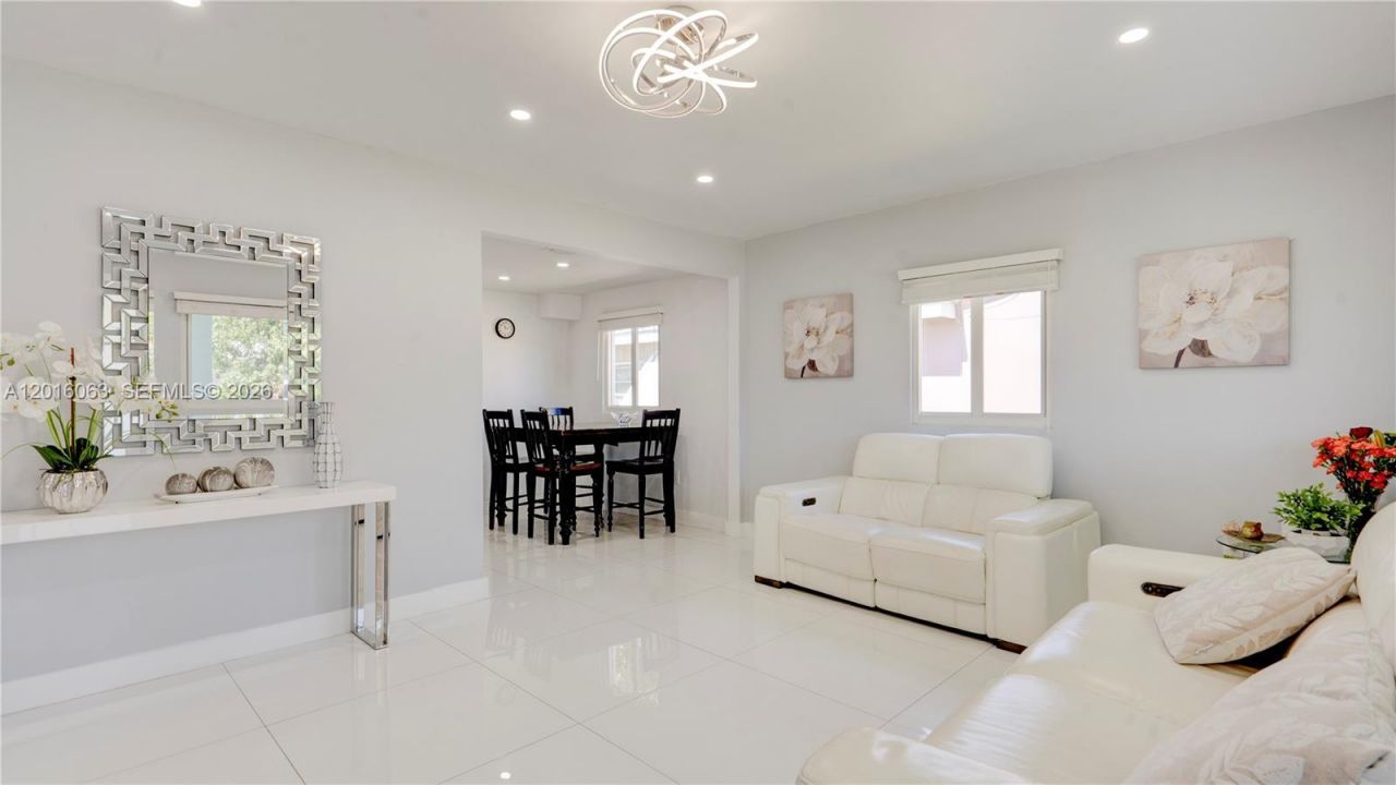6450 SW 39th Ter , Miami, FL 33155 Photo
