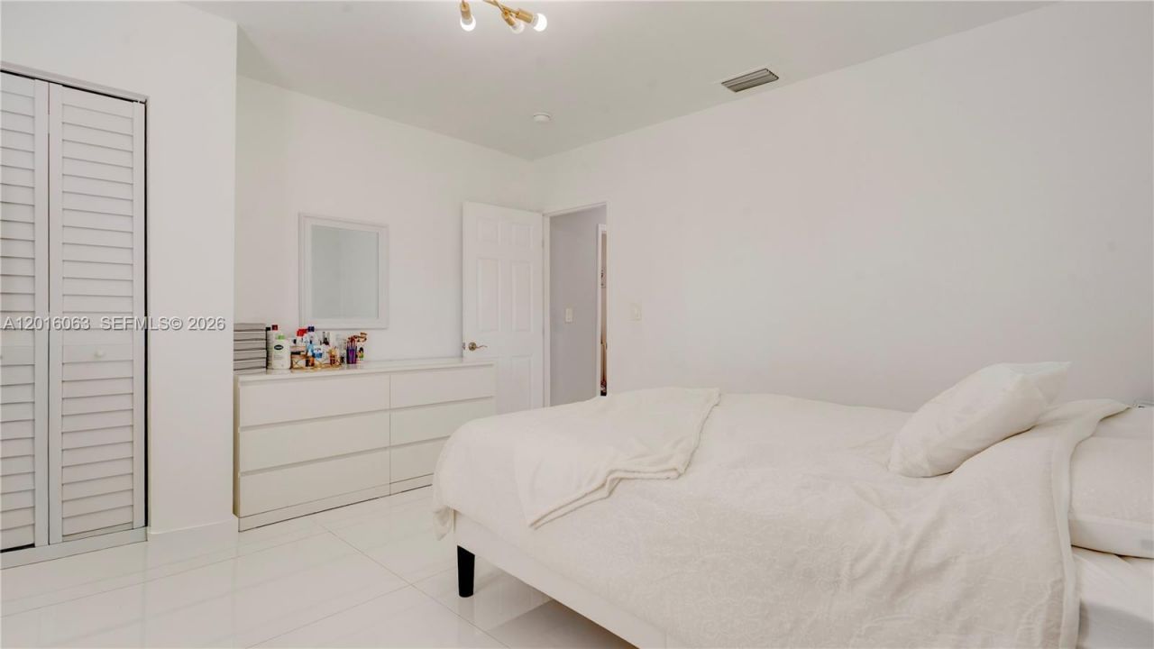 6450 SW 39th Ter , Miami, FL 33155 Photo
