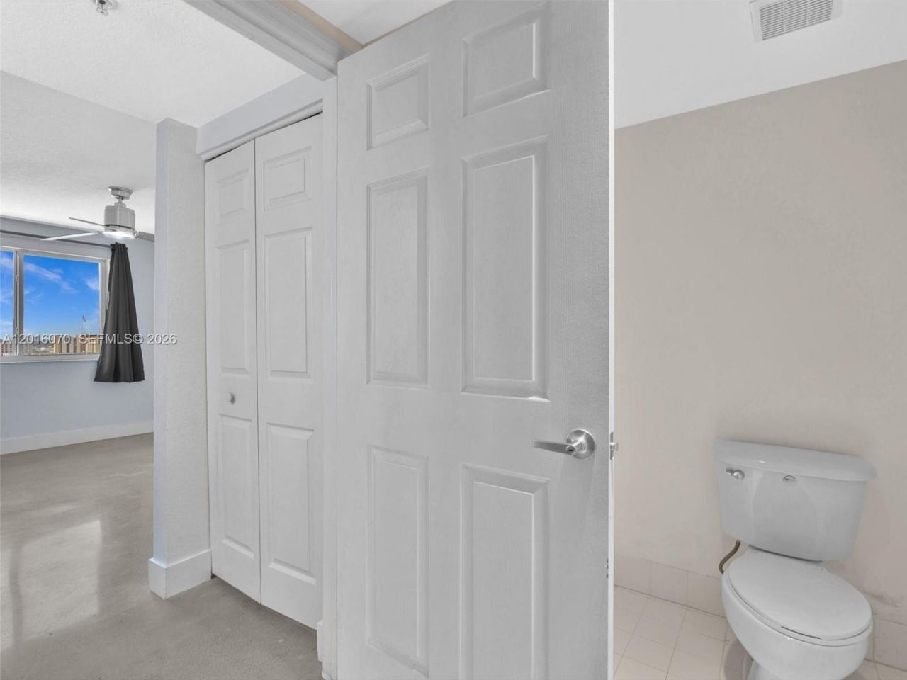 816 NW 11th St, Unit 1208, Miami, FL 33136 Photo
