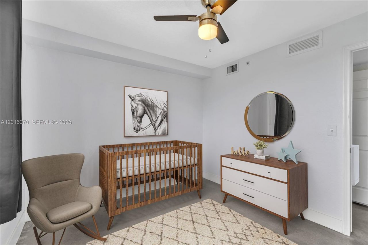 816 NW 11th St, Unit 1208, Miami, FL 33136 Photo