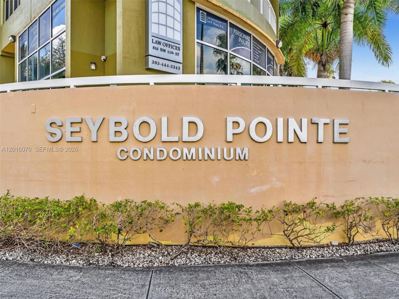 816 NW 11th St, Unit 1208, Miami, FL 33136 Photo