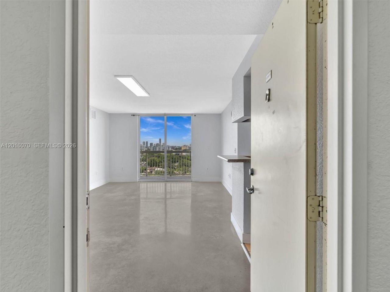 816 NW 11th St, Unit 1208, Miami, FL 33136 Photo