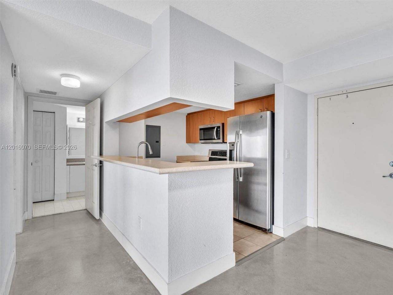 816 NW 11th St, Unit 1208, Miami, FL 33136 Photo