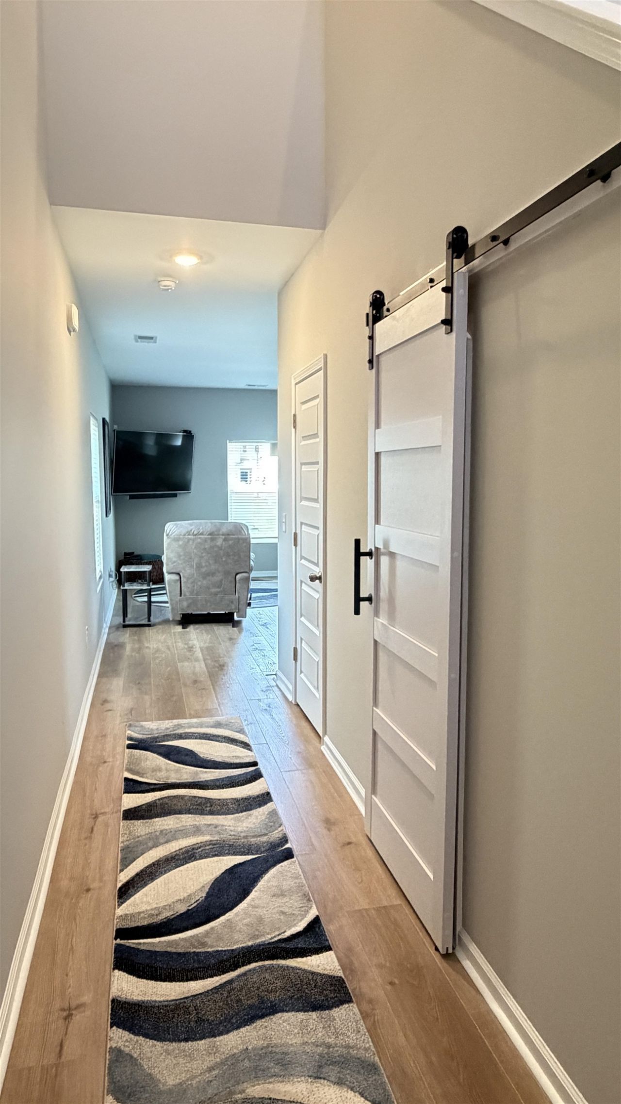 1536 Swing Bridge Way Photo 9