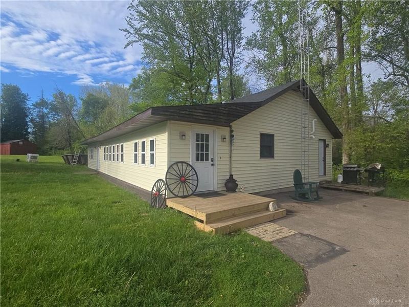 4467 Eaton Gettysburg Road, Eaton, OH 45320 Photo 4