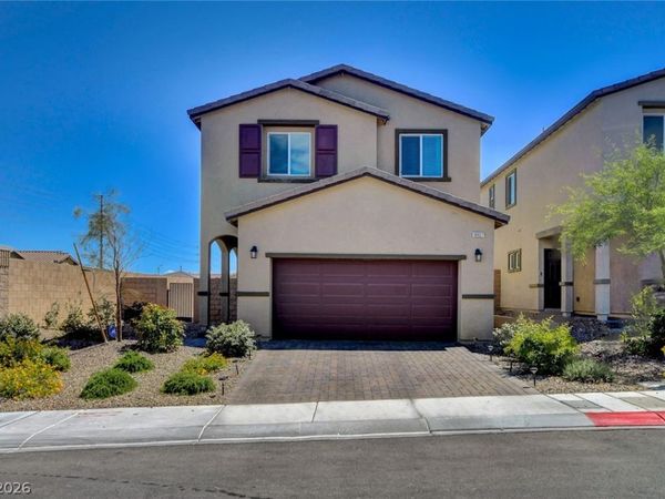 10927 Cambridge Lakes Avenue , Las Vegas, NV 89166