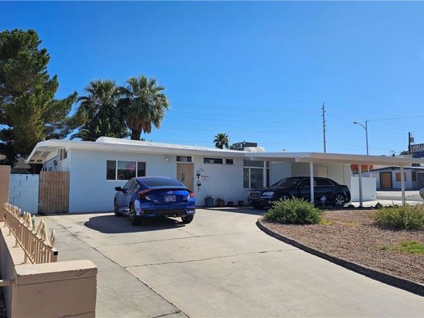 1516 SAN PEDRO Avenue , Las Vegas, NV 89104
