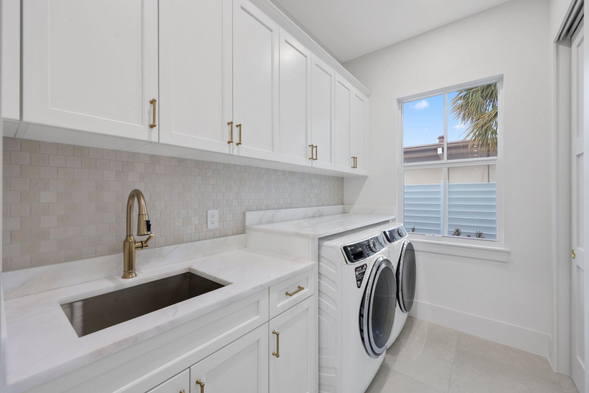 1041 Bimini Lane, West Palm Beach, FL 33404 Photo