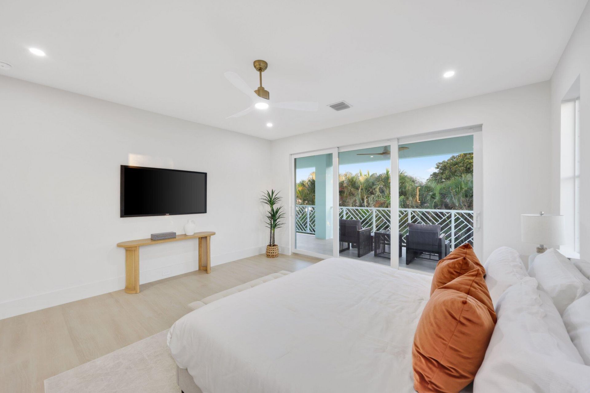 1041 Bimini Lane, West Palm Beach, FL 33404 Photo