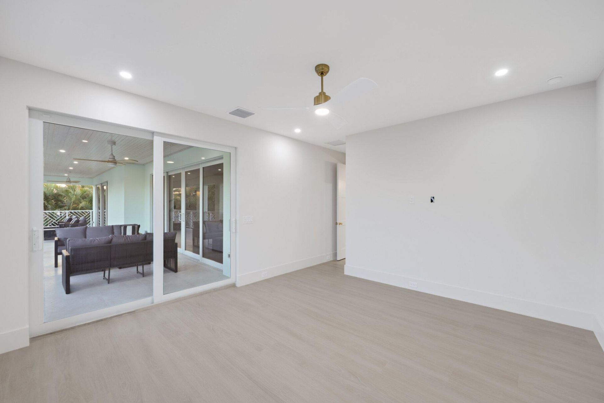 1041 Bimini Lane, West Palm Beach, FL 33404 Photo