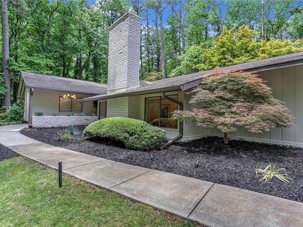 5384 Pheasant Run , Stone Mountain, GA 30087
