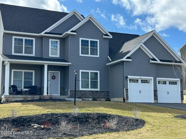 27 Sally Street, Mechanicville, NY 12118
