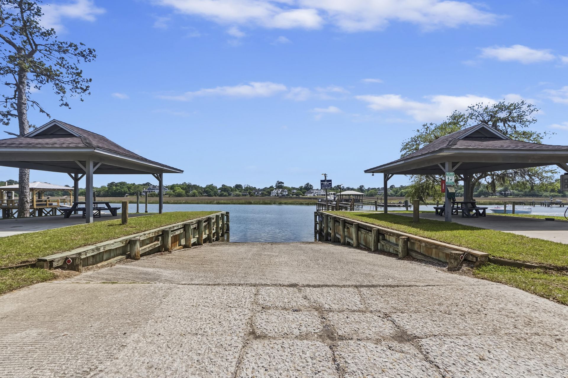635 Fishermans Bend Photo 46