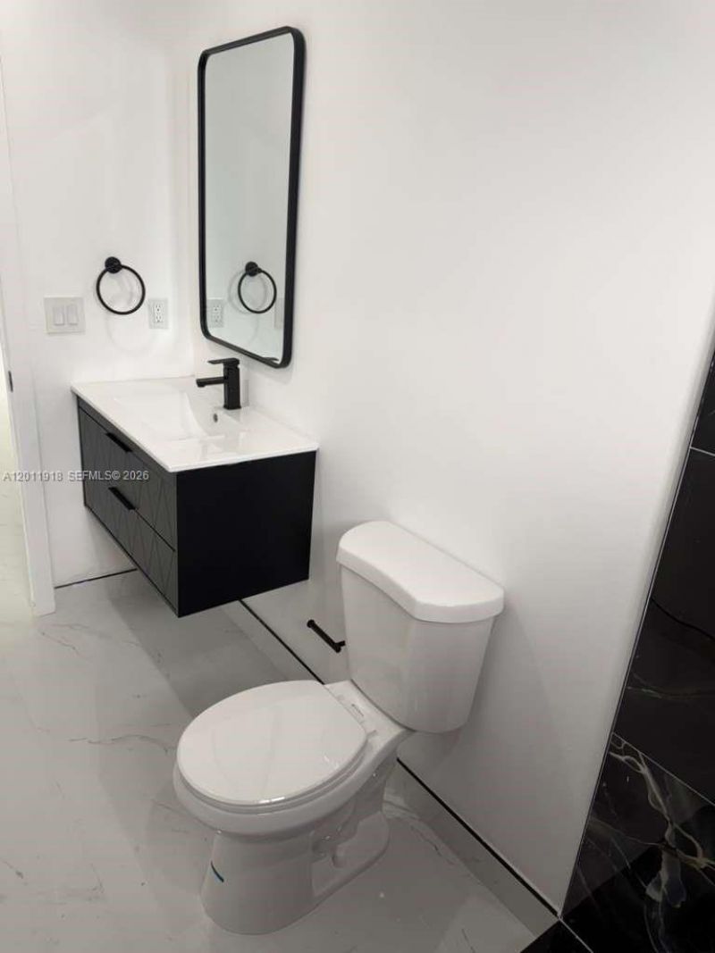 3536 NW 14th Ter , Miami, FL 33125 Photo