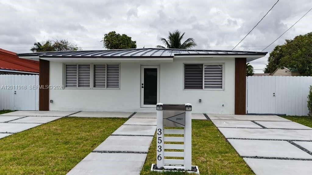 3536 NW 14th Ter , Miami, FL 33125 Photo
