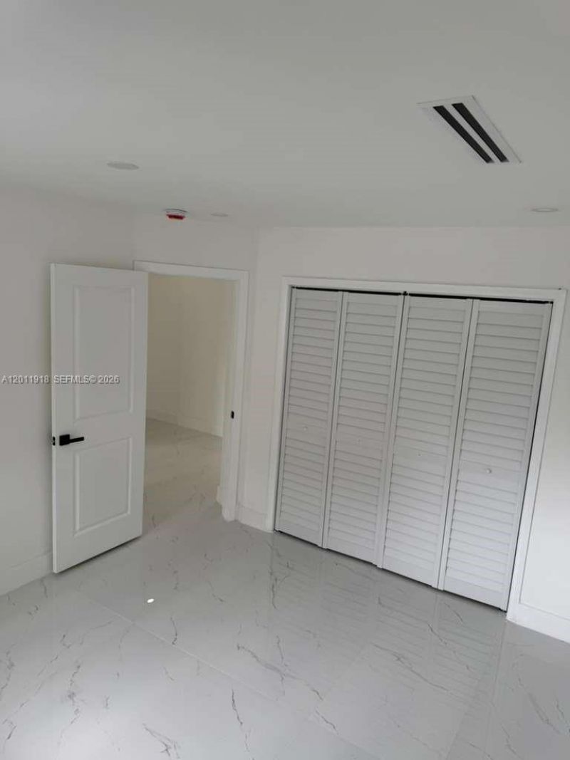 3536 NW 14th Ter , Miami, FL 33125 Photo