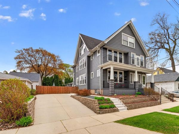 1723 Ontario STREET, Unit 1725, Milwaukee, WI 53207