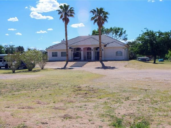2775 Taylor Street , Logandale, NV 89021