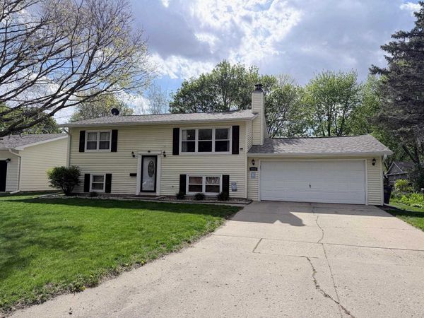 1217 13Th Avenue W, Spencer, IA 51301