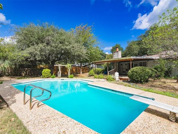 2307 Monarch DR, Austin, TX 78748