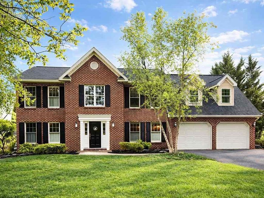 2635 Castlegreen Drive , Greencastle, PA 17225 Main Photo
