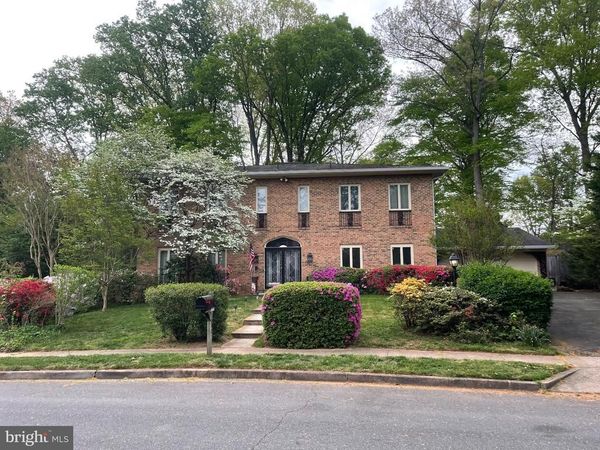 1502 HIGHWOOD DRIVE, MCLEAN, VA 22101