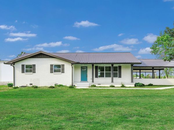 1944 Weeks Rd , Murfreesboro, TN 37127