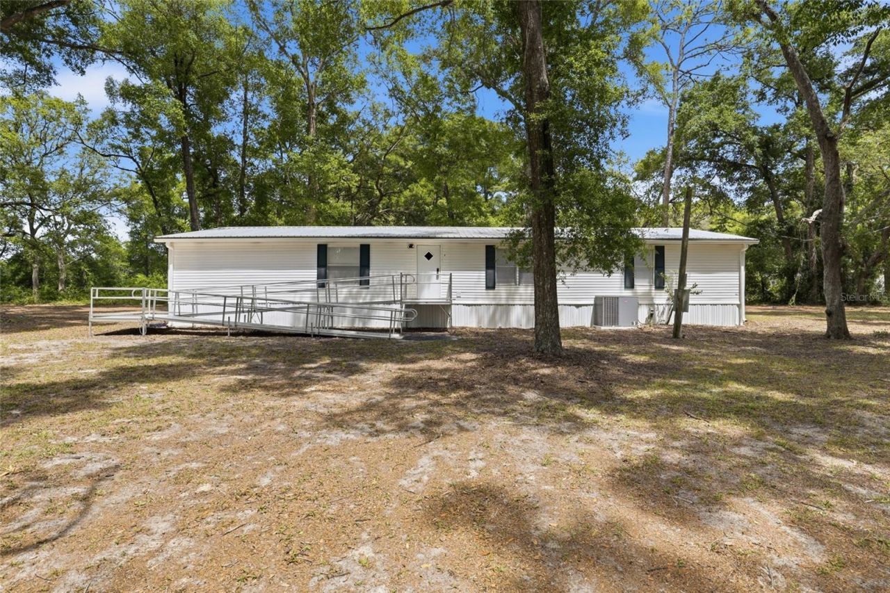 7651 NW 153rd Lane , Chiefland, FL 32626 Photo