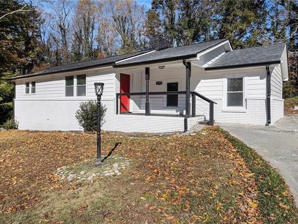 3795 King Edward Trail SW, Atlanta, GA 30331