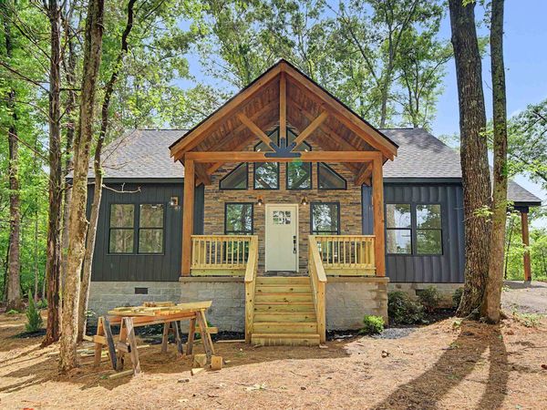 230 TANYARD CIR, Adamsville, TN 38310