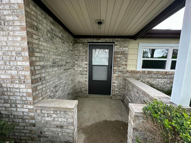 3026 Baker Hill Road, Columbus, OH 43207 Photo 3