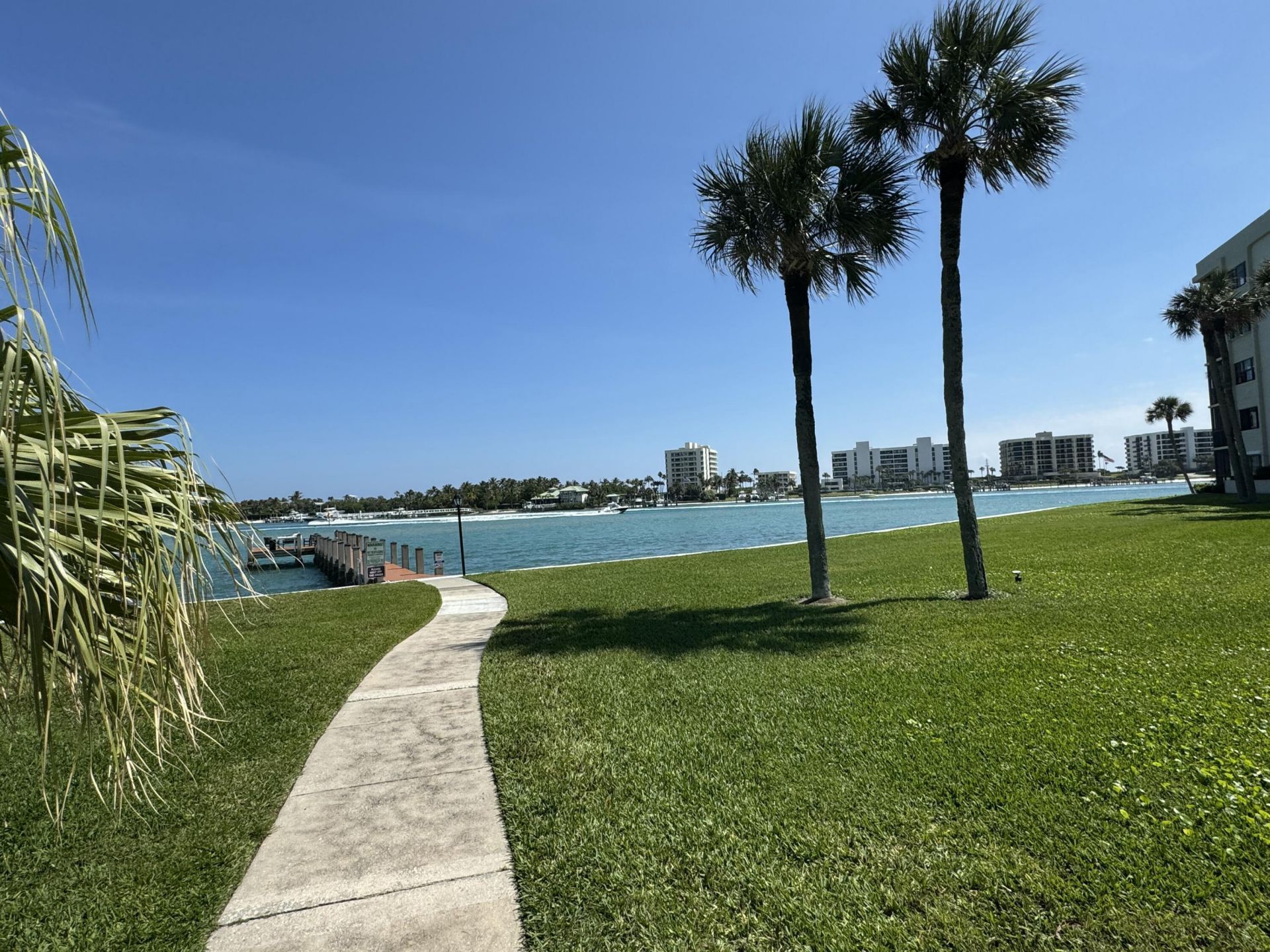 200 Intracoastal Place, Unit 404, Jupiter, FL 33469 Photo