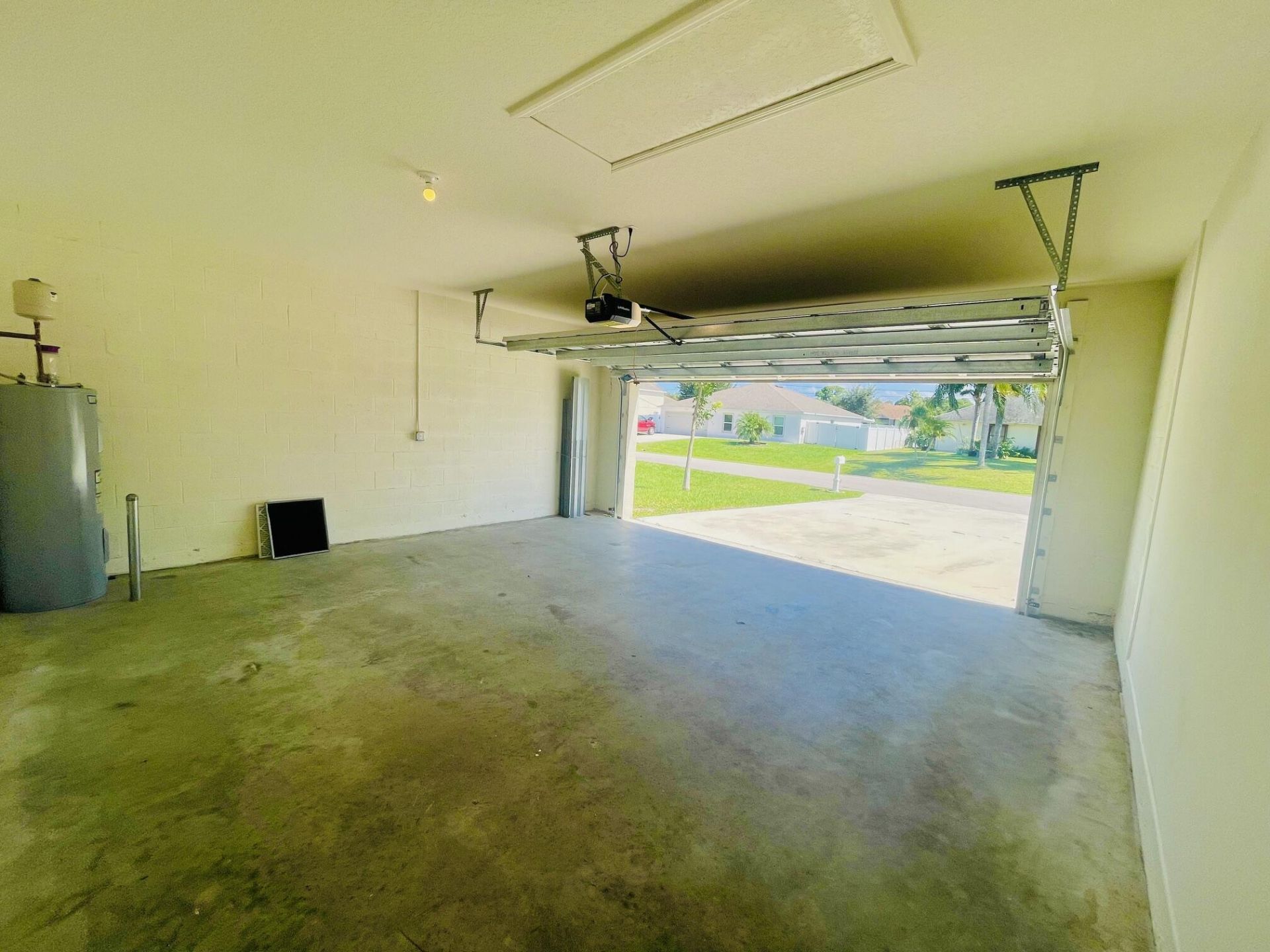 1537 SW Meridian Avenue, Port Saint Lucie, FL 34953 Photo