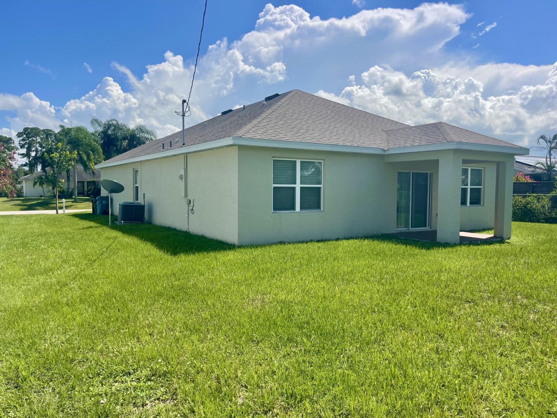 1537 SW Meridian Avenue, Port Saint Lucie, FL 34953 Photo