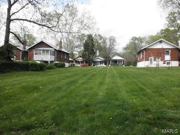 6520 Julian Avenue , University City, MO 63133