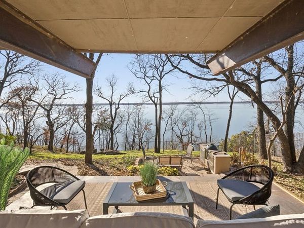 540 Diamond Point Drive, Oak Point, TX 75068