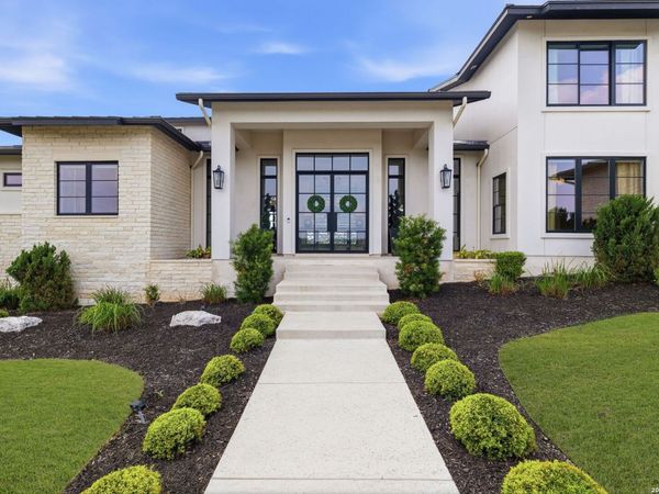5817 CAMP CREEK DR, New Braunfels, TX 78132