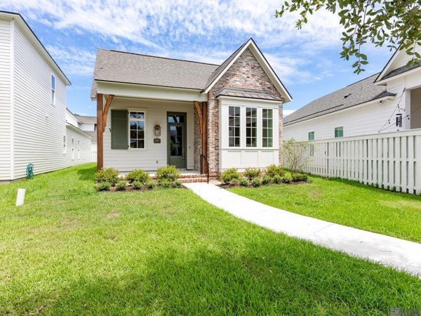 14204 Lovell Ct, Saint George, LA 70817