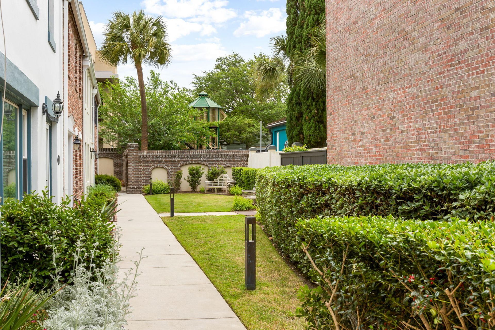20 Charlestowne Court Photo 8