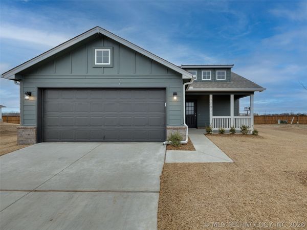 3501 E 153rd Street S, Bixby, OK 74008