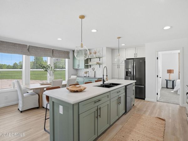 5205 BONARD DRIVE, Fulton, MO 65251