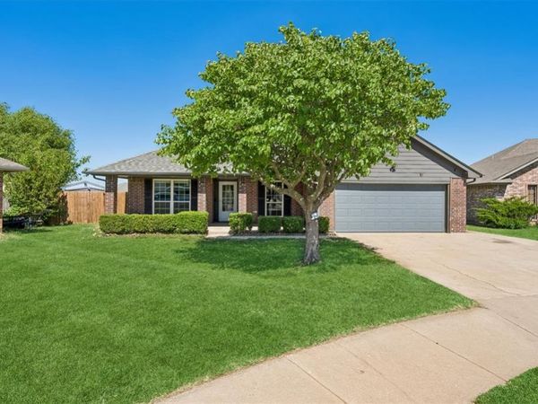 8700 Lilly Lane, Oklahoma City, OK 73135