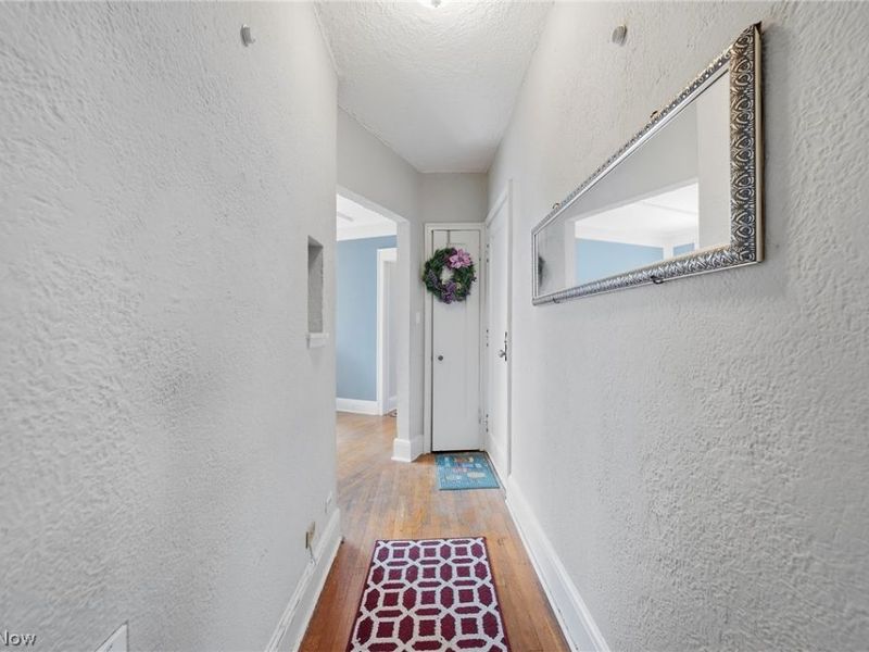 11430 Cedar Glen Parkway, Unit B5, Cleveland, OH 44106 Photo 5