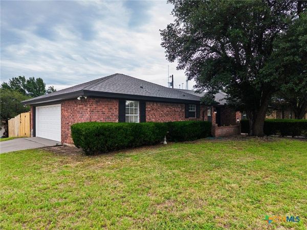 810 Courtney Lane , Copperas Cove, TX 76522