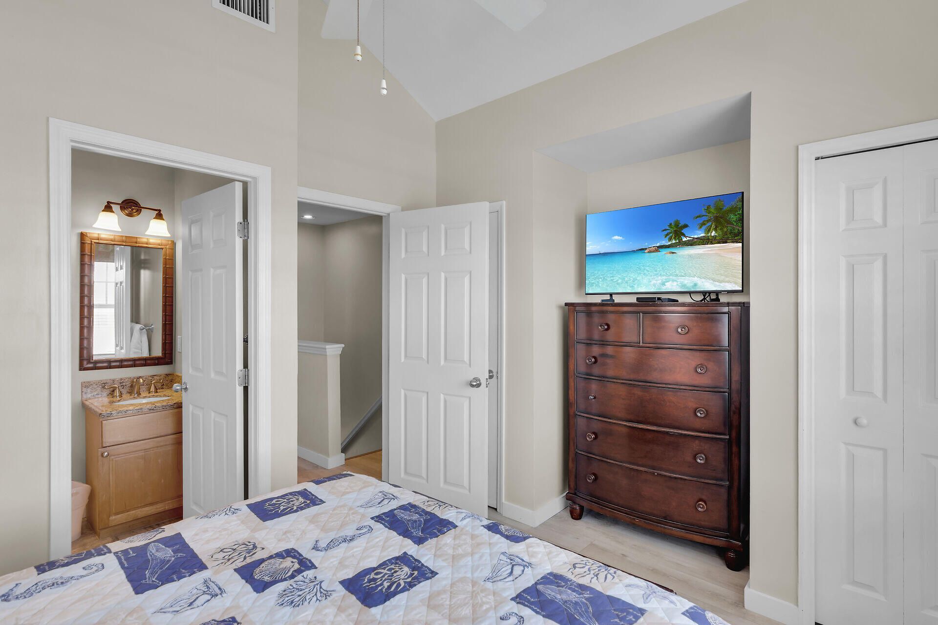 7005 Harbor Village Drive, Duck Key, FL 33050 Photo